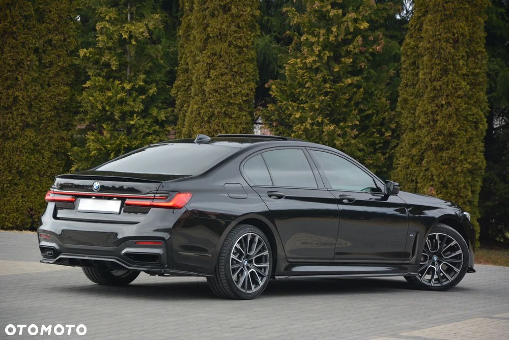BMW Seria 7 - 16