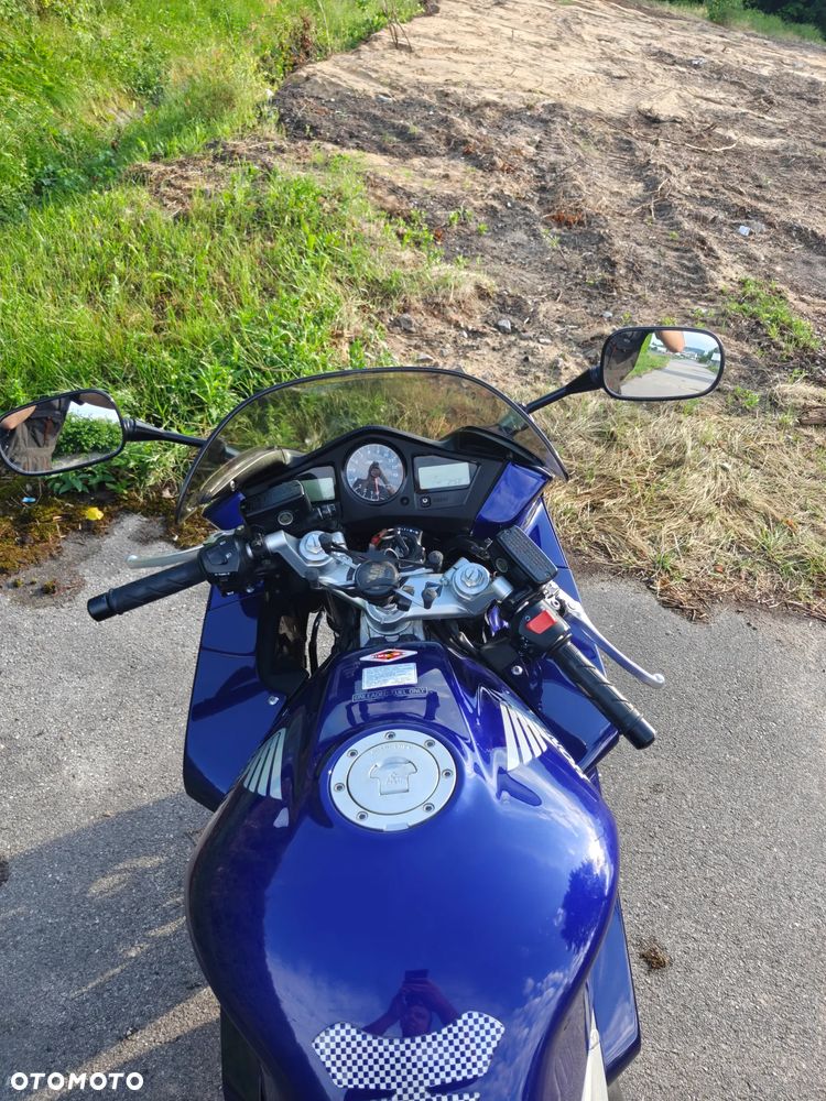 Honda VFR - 10