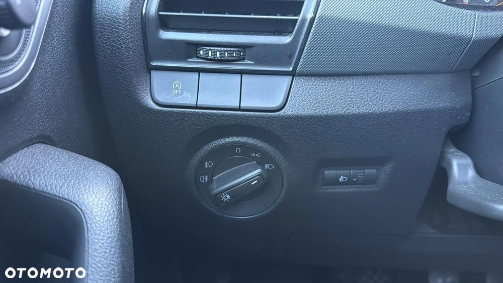 Skoda Fabia 1.0 Active - 9