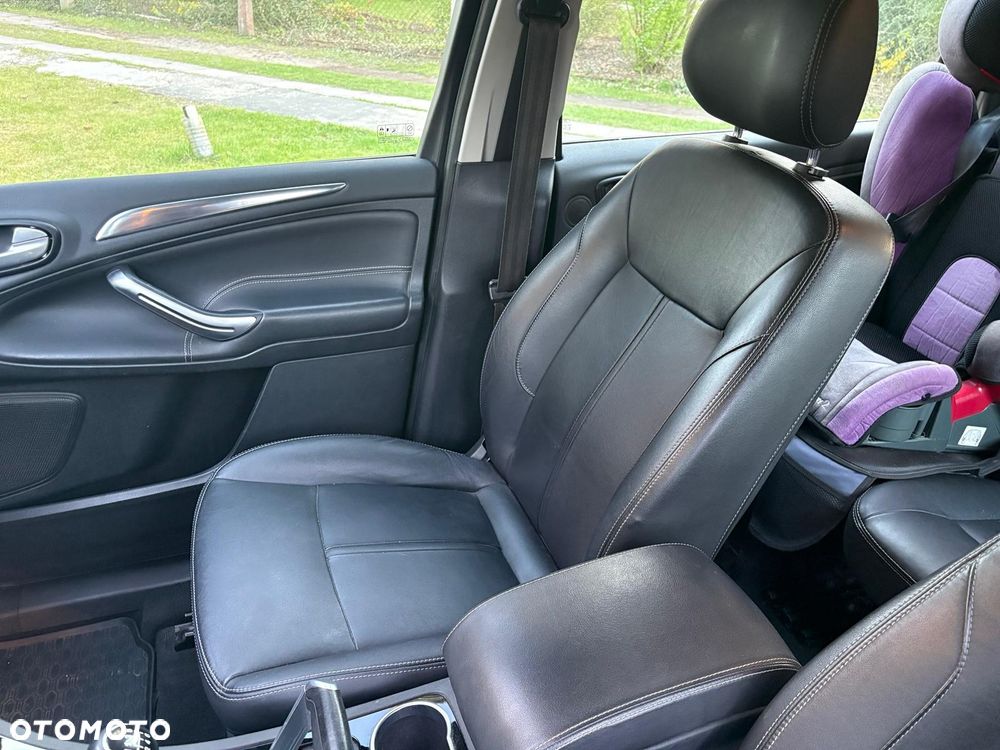 Ford Galaxy 2.0 TDCi Platinium X (Ghia) - 19