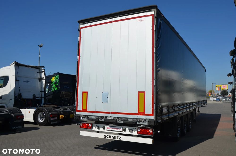 Schmitz Cargobull VARIOS / 2 POZIOMY JAZDY / OŚ PODNOSZONA / DACH POD. /  CODE XL / OCYNK 3672 - 4