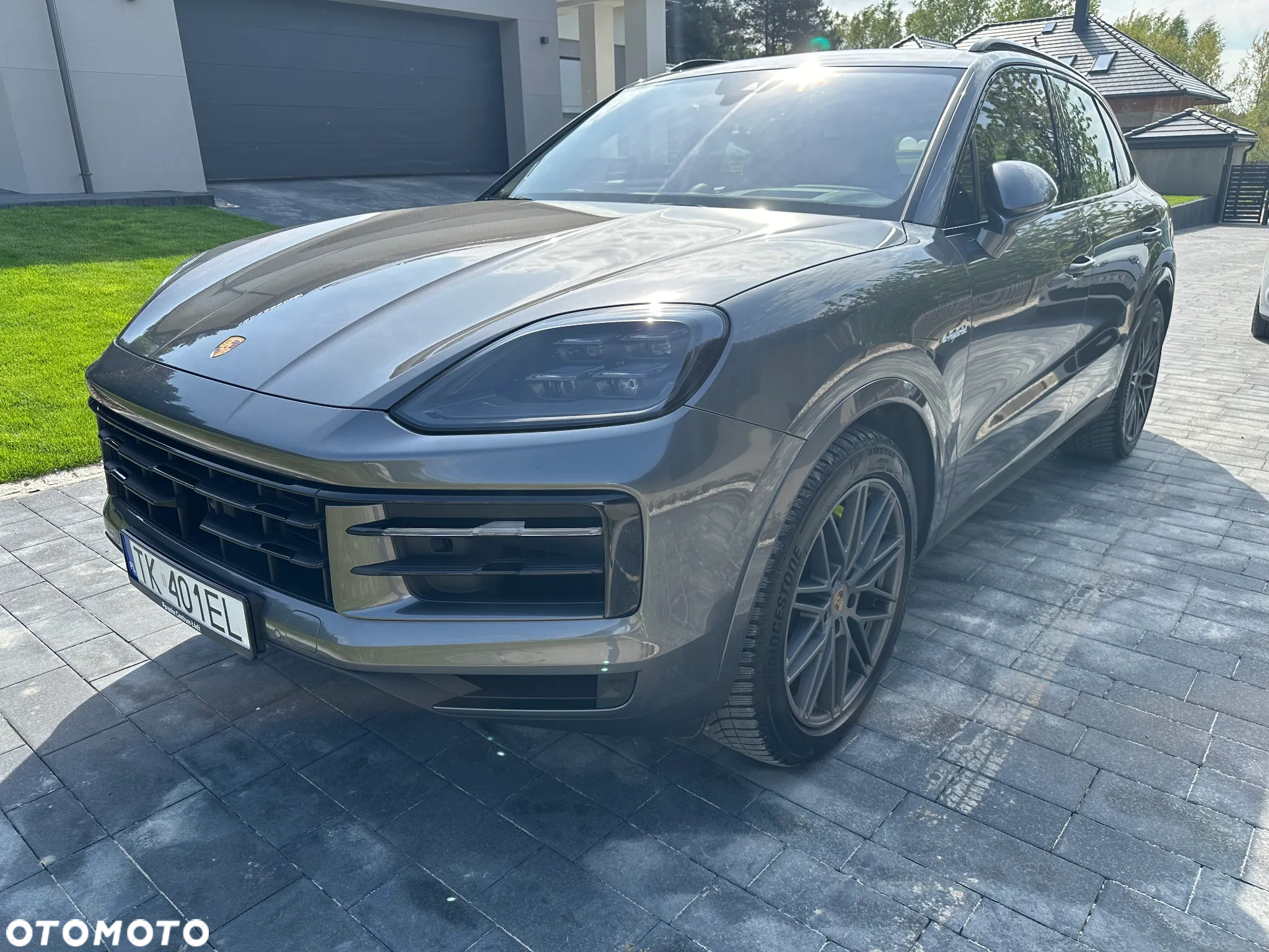 Porsche Cayenne E-Hybrid PHEV - 3