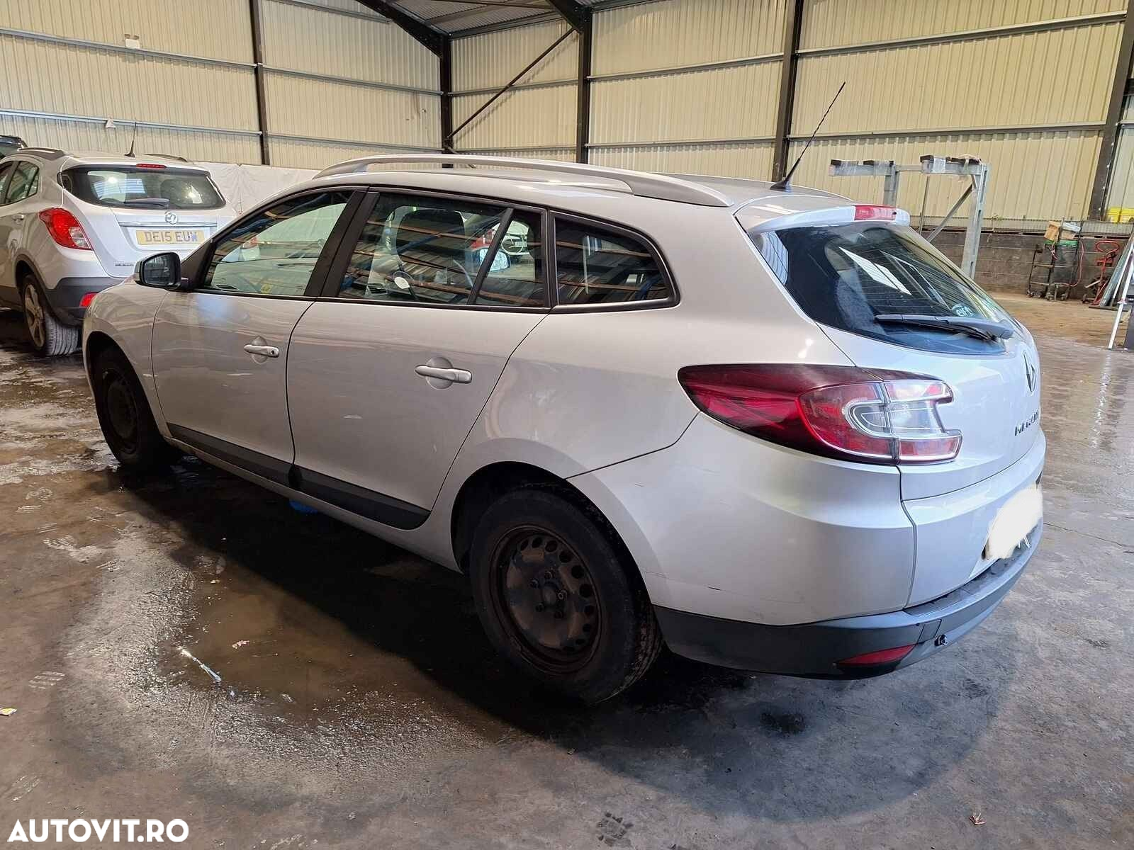 Usa Fata Dreapta Renault Megane 2011 Break Argintiu - 3