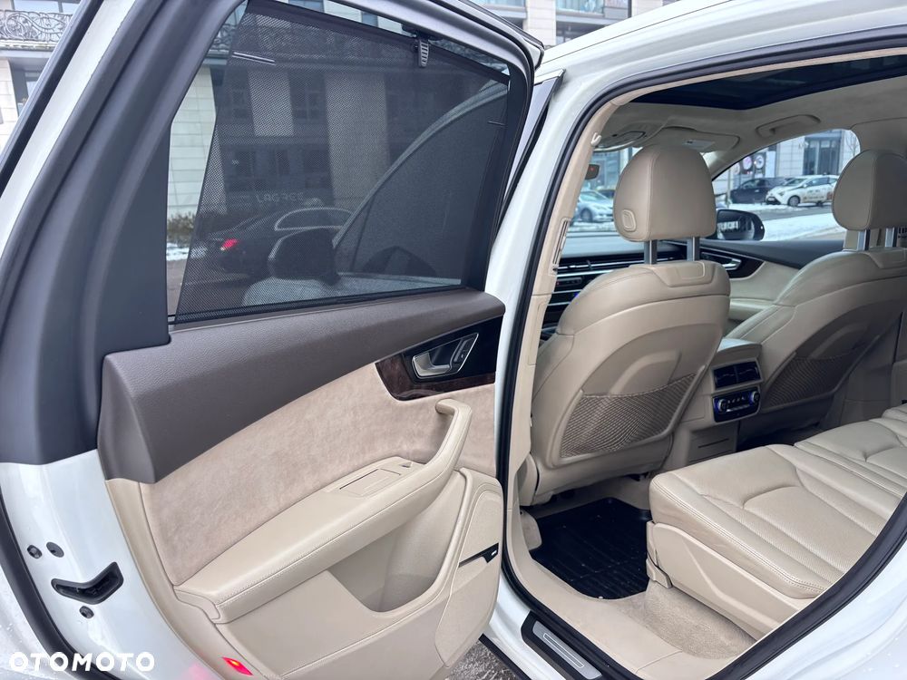 Audi Q7 3.0 TFSI Quattro Tiptronic - 15