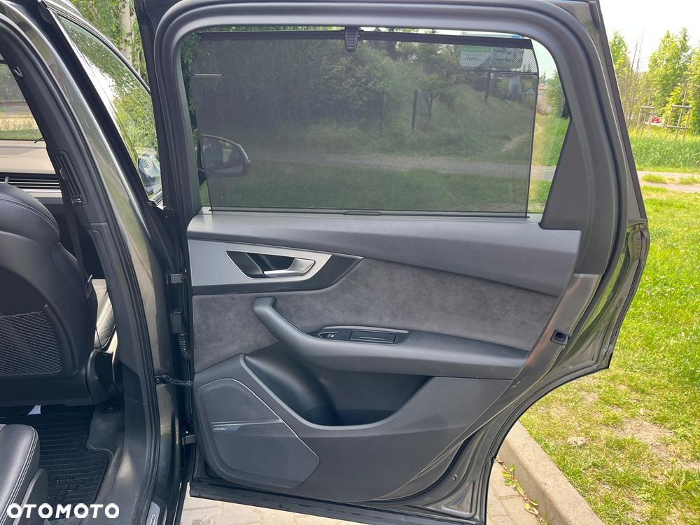Audi Q7 - 25