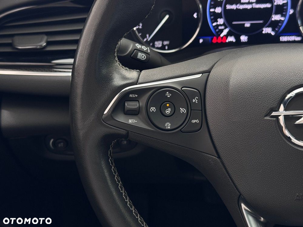 Opel Insignia - 24