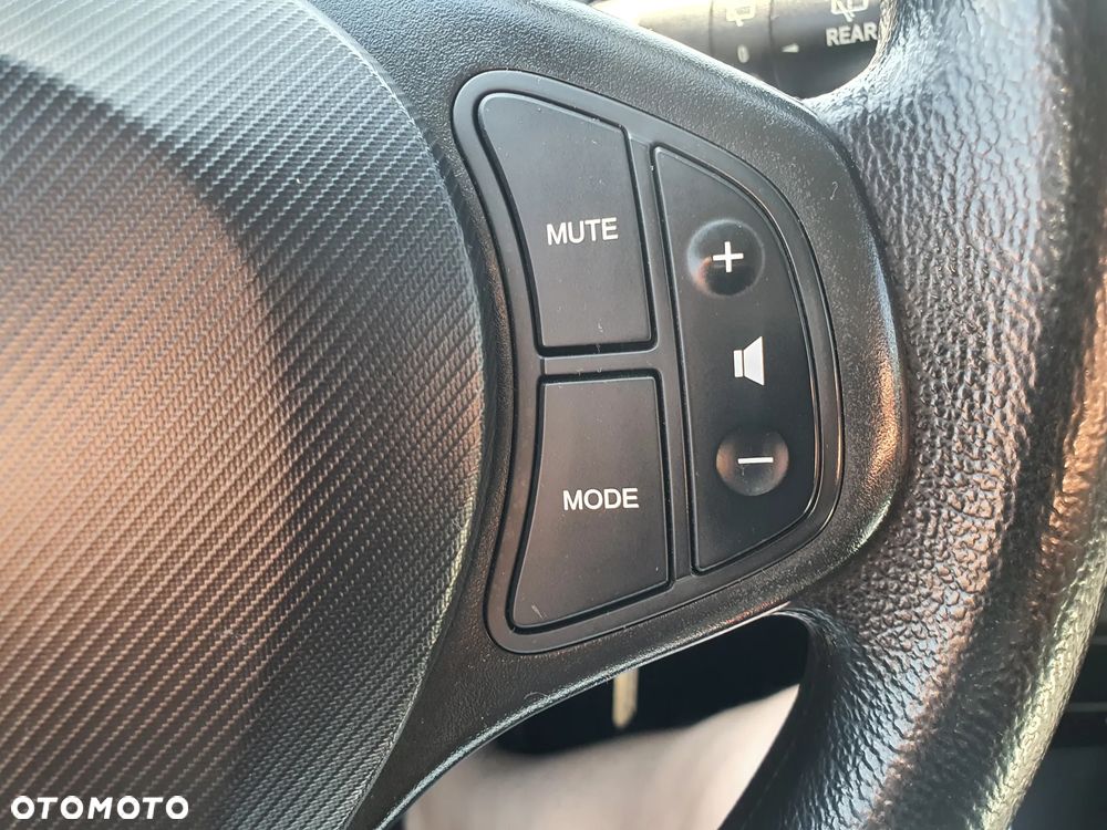 Kia Ceed 1.4 CVVT Attract - 17
