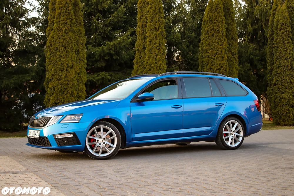Skoda Octavia 2.0 TDI DSG RS - 11