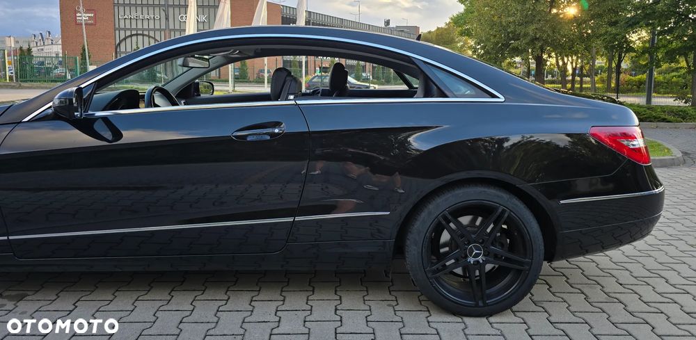 Mercedes-Benz Klasa E 350 7G-TRONIC - 21
