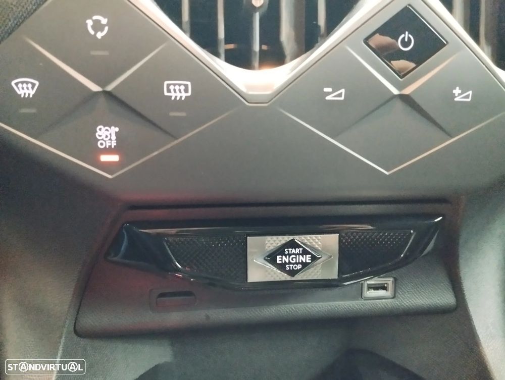 DS DS3 Crossback 1.2 PureTech Bastille - 27