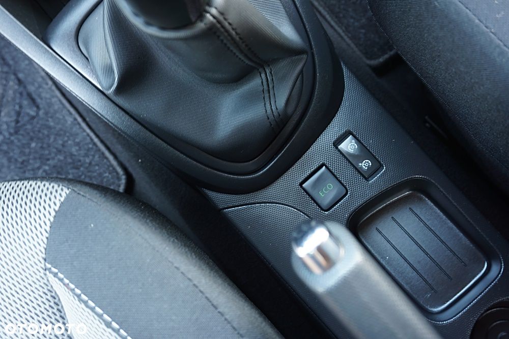 Renault Captur - 31