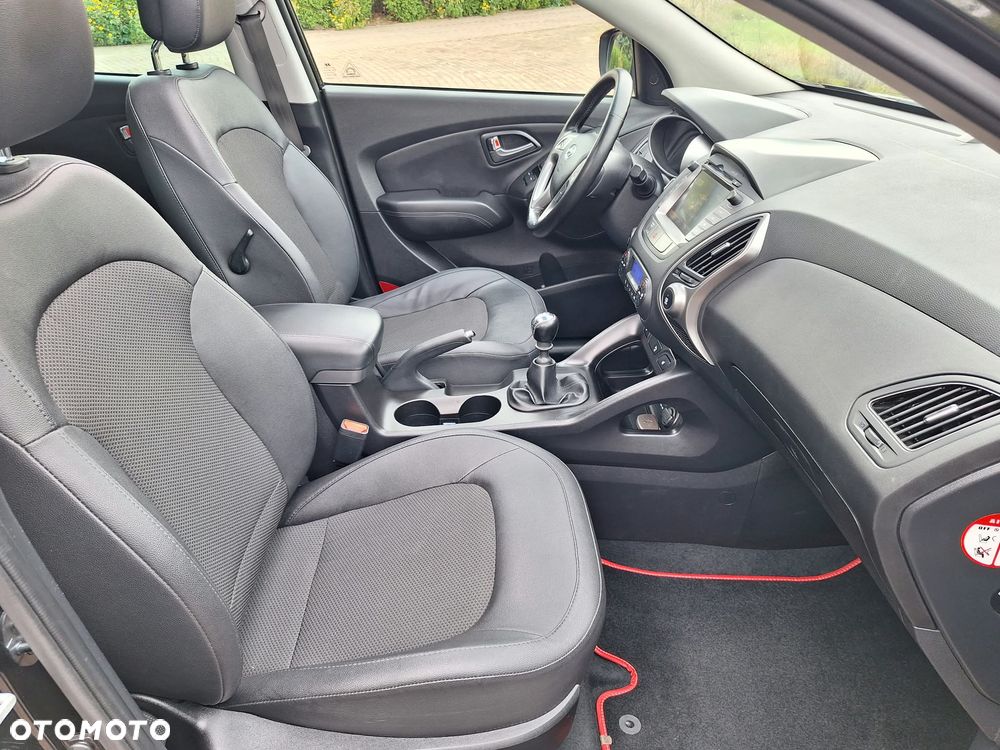 Hyundai ix35 2.0 GDI Premium 2WD - 16