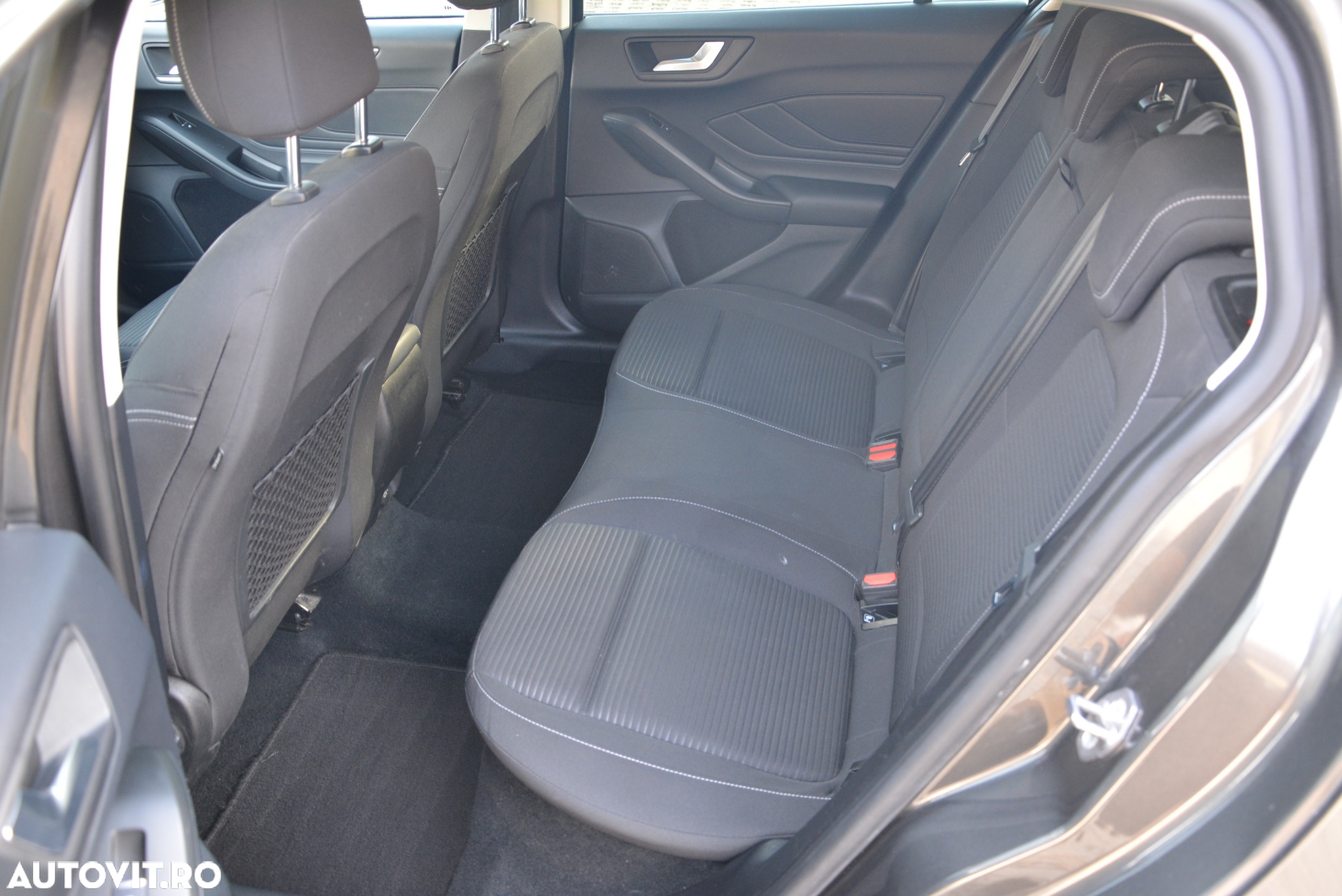 Ford Focus Turnier 1.5 EcoBlue Start-Stopp-System TITANIUM X - 21