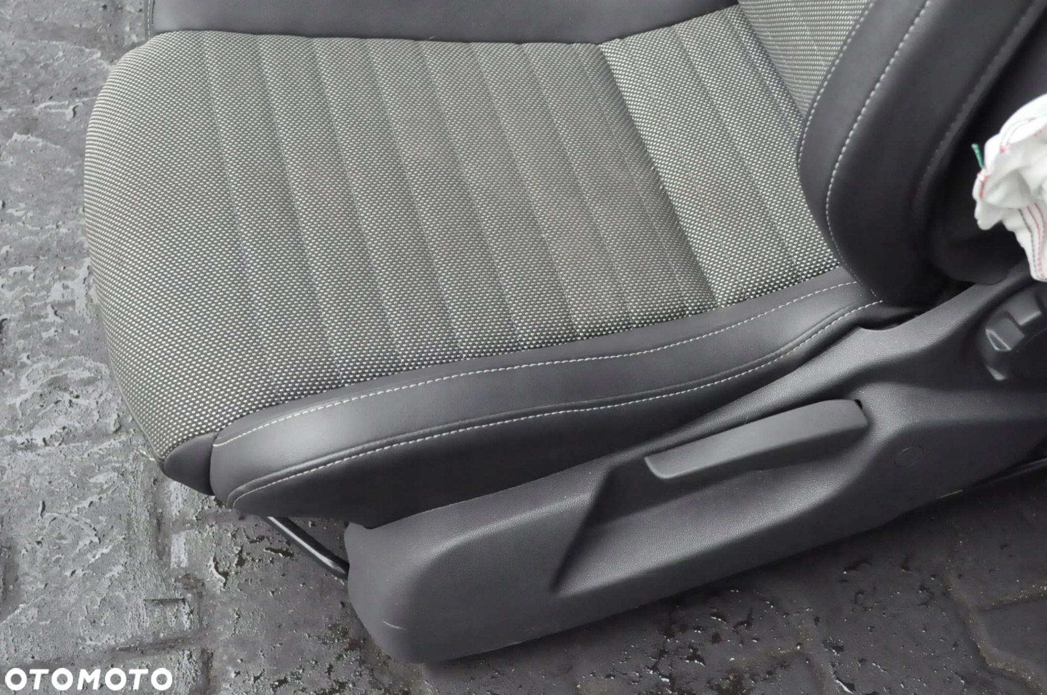 OPEL CORSA D VXR PRZEKŁADKA WNĘTRZA FOTELE KANAPA RECARO - 15