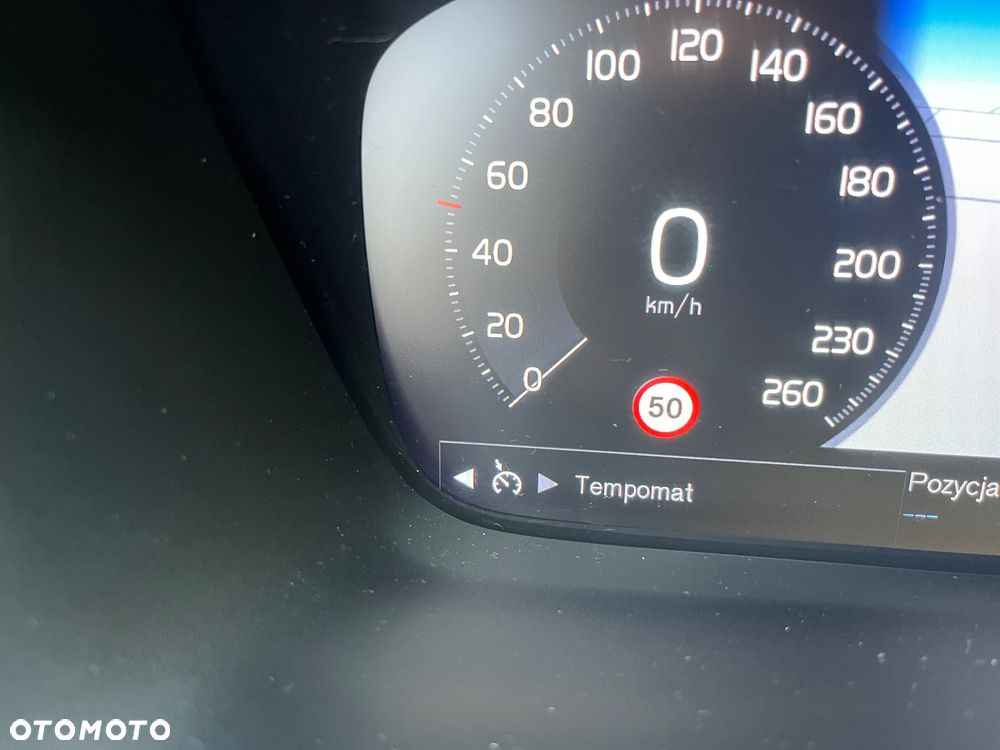 Volvo XC 40 D3 Momentum Pro - 31