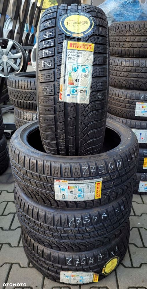 4x Pirelli P Zero Winter 235/40R19 92V Z754A - 2