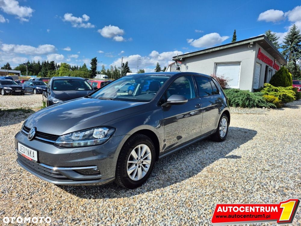 Volkswagen Golf - 2