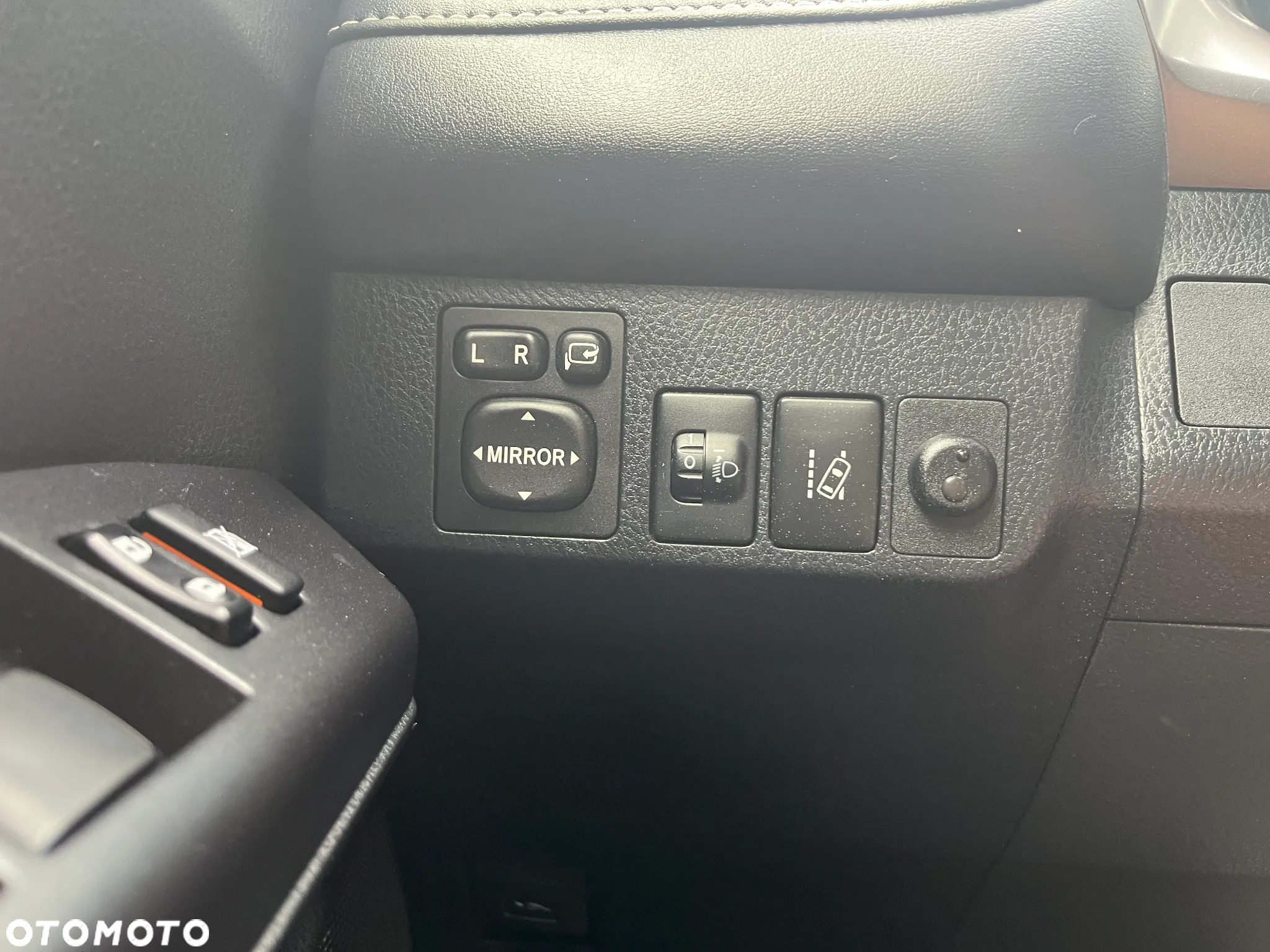 Toyota RAV4 - 23
