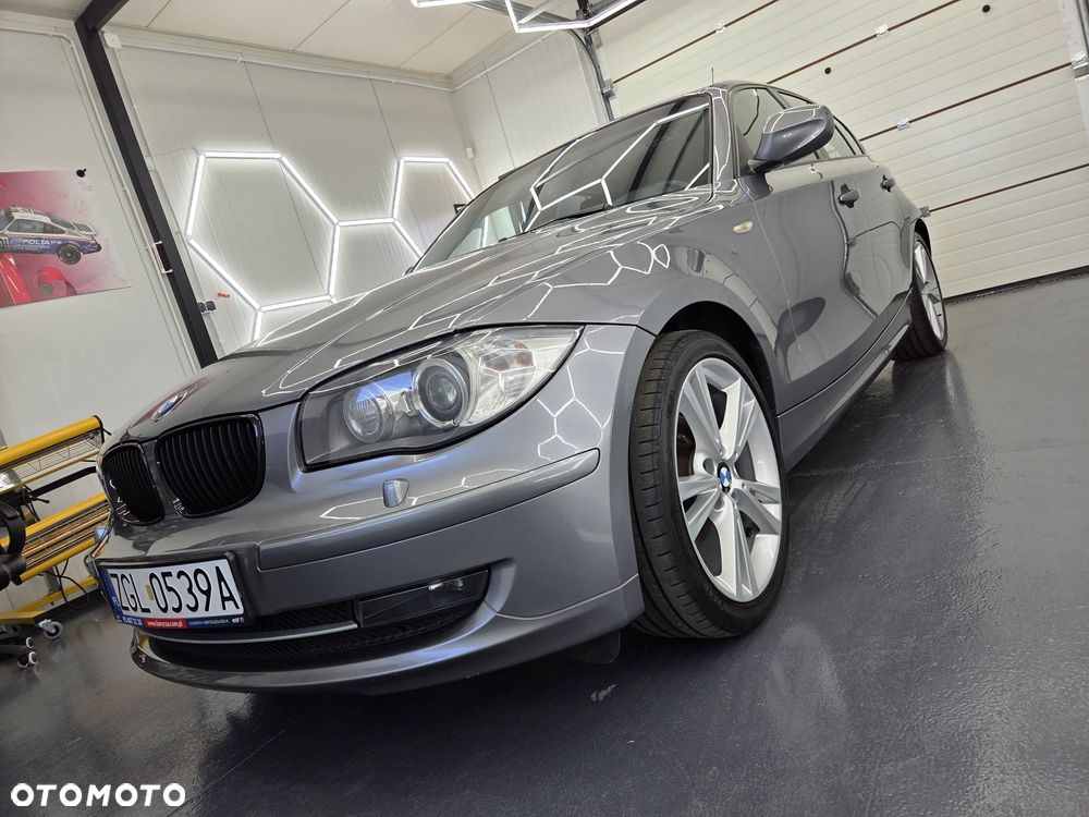 BMW Seria 1 118i Edition Sport - 9
