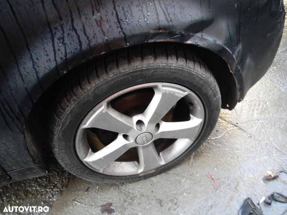 Dezmembrari  Audi A4 B6 (8E)  2000  > 2004 1.9 TDI Motorina - 45