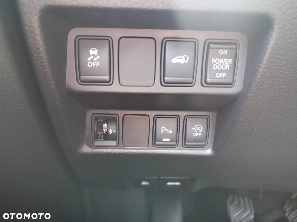 Nissan X-Trail 1.6 DIG-T N-Vision 2WD - 21