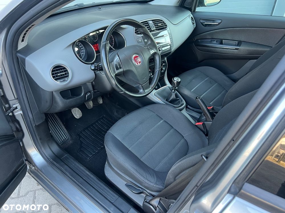 Fiat Bravo 1.4 16V Dynamic - 17