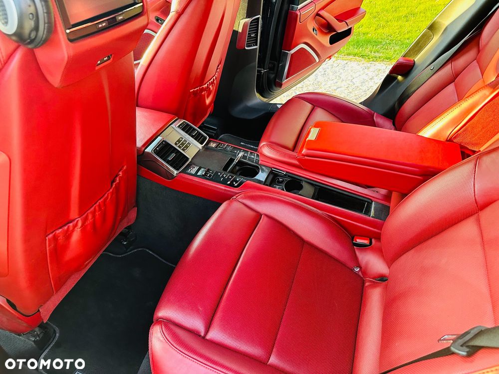 Porsche Panamera Turbo Executive PDK - 27