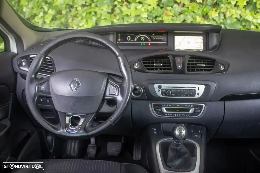 Renault Grand Scénic 1.5 dCi Dynamique S SS - 15