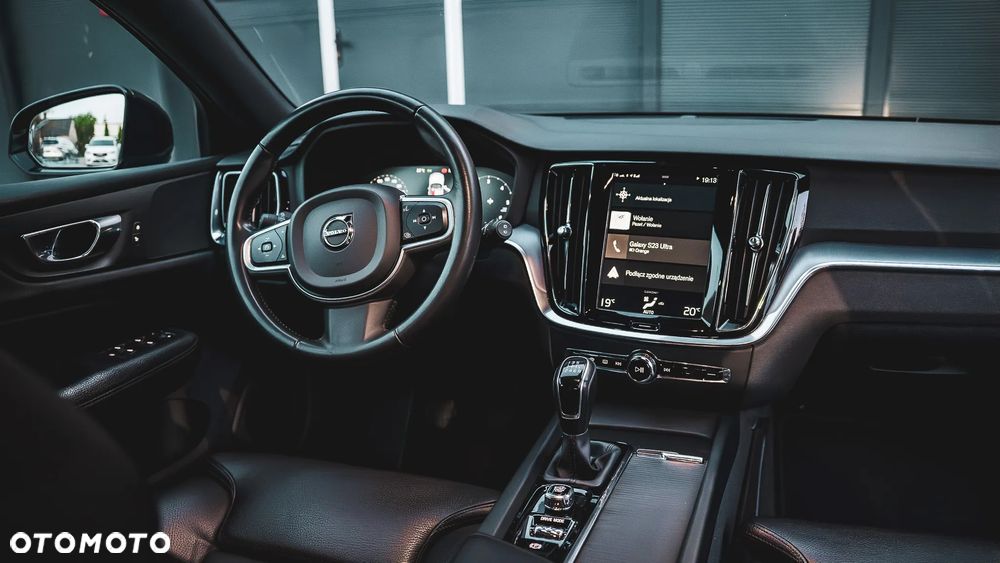 Volvo V60 D3 Momentum - 29