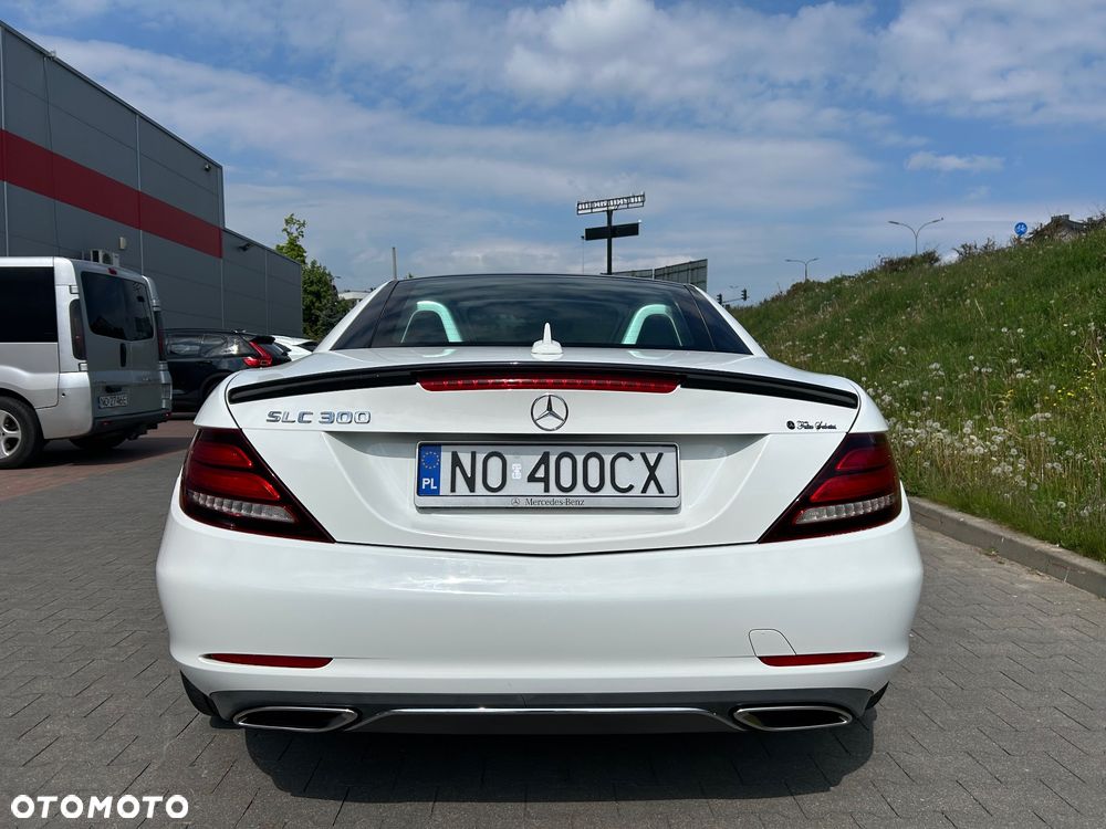 Mercedes-Benz SLC 300 9G-TRONIC - 13