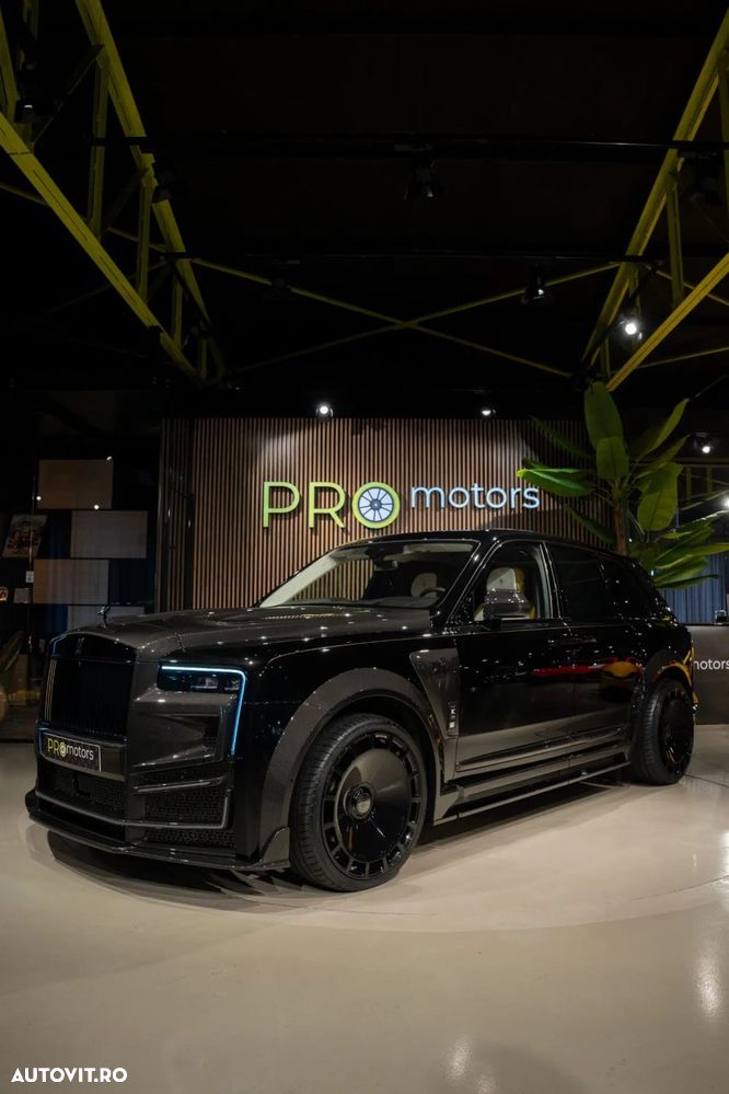 Rolls-Royce Cullinan - 6