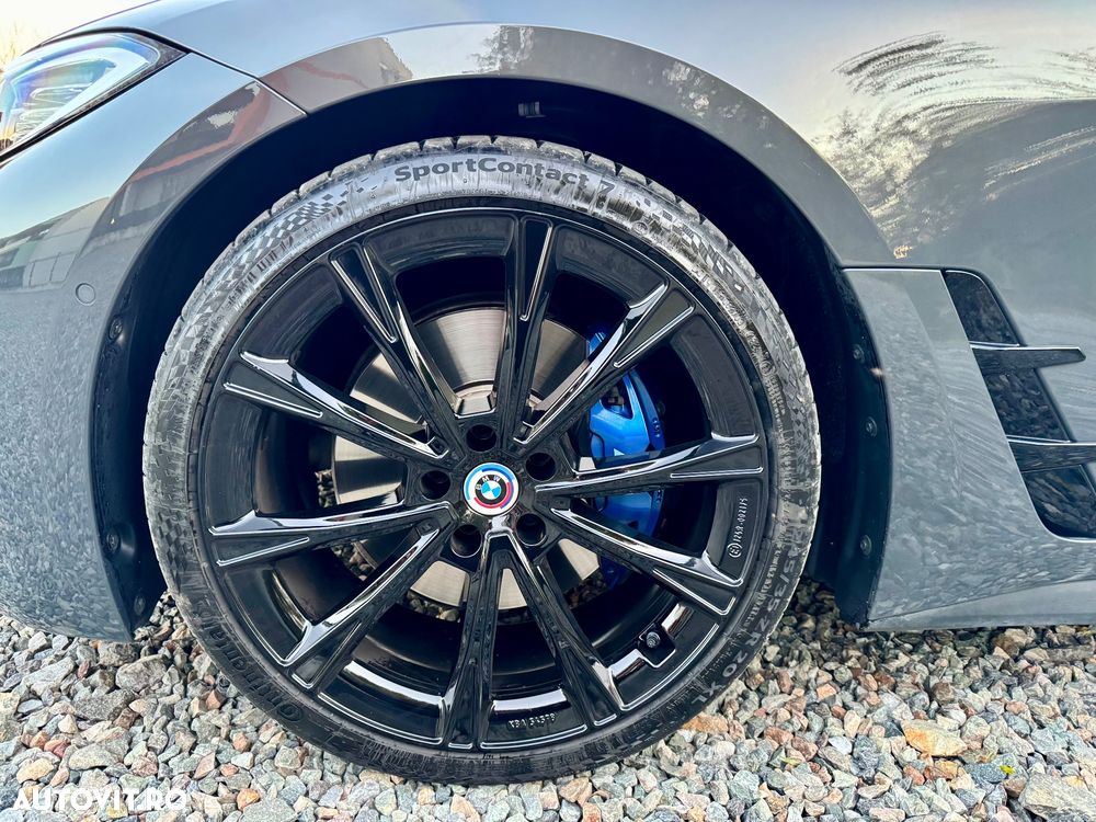 BMW M4 M440i Gran Coupe - 32