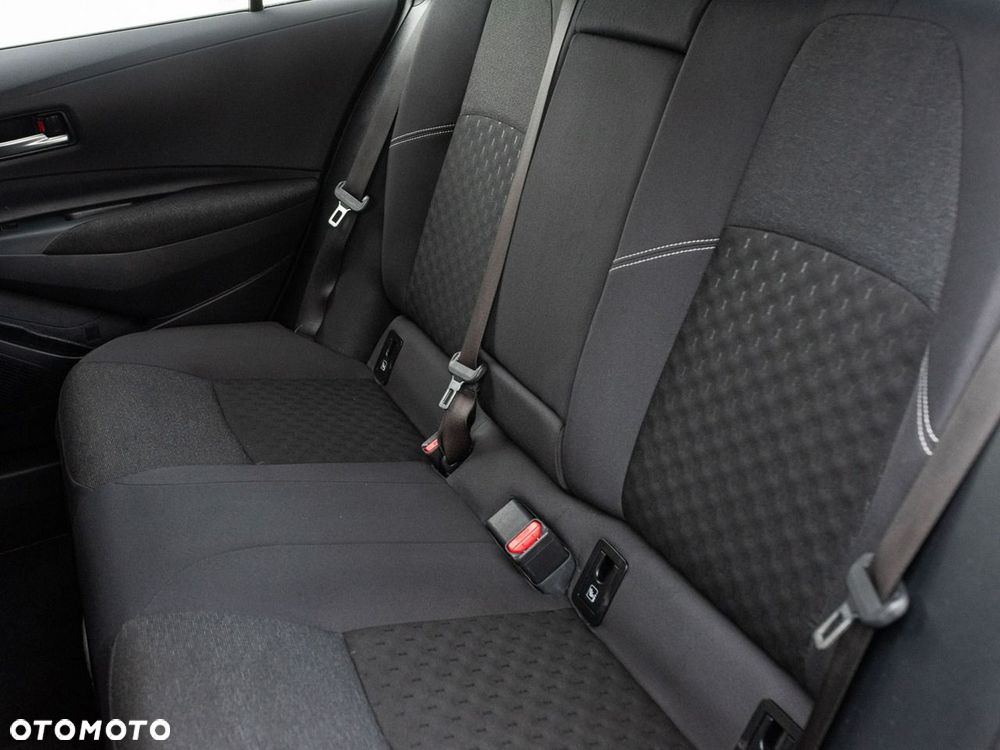 Toyota Corolla - 23