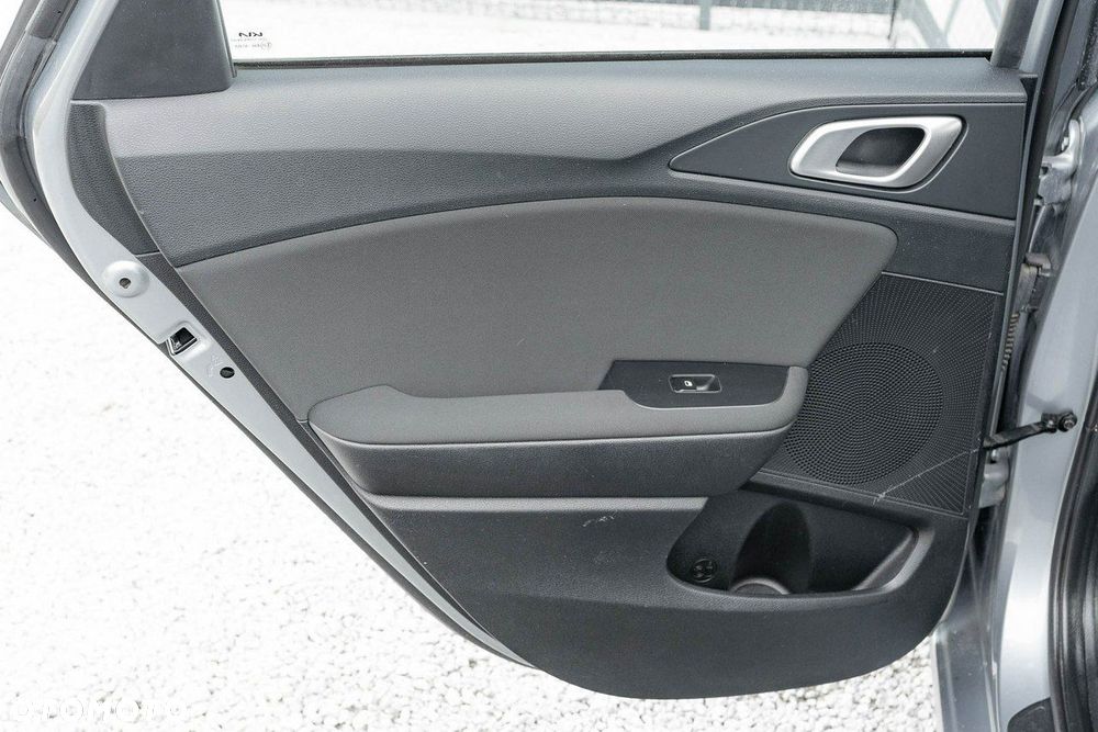 Kia Ceed 1.5 T-GDI M DCT - 22