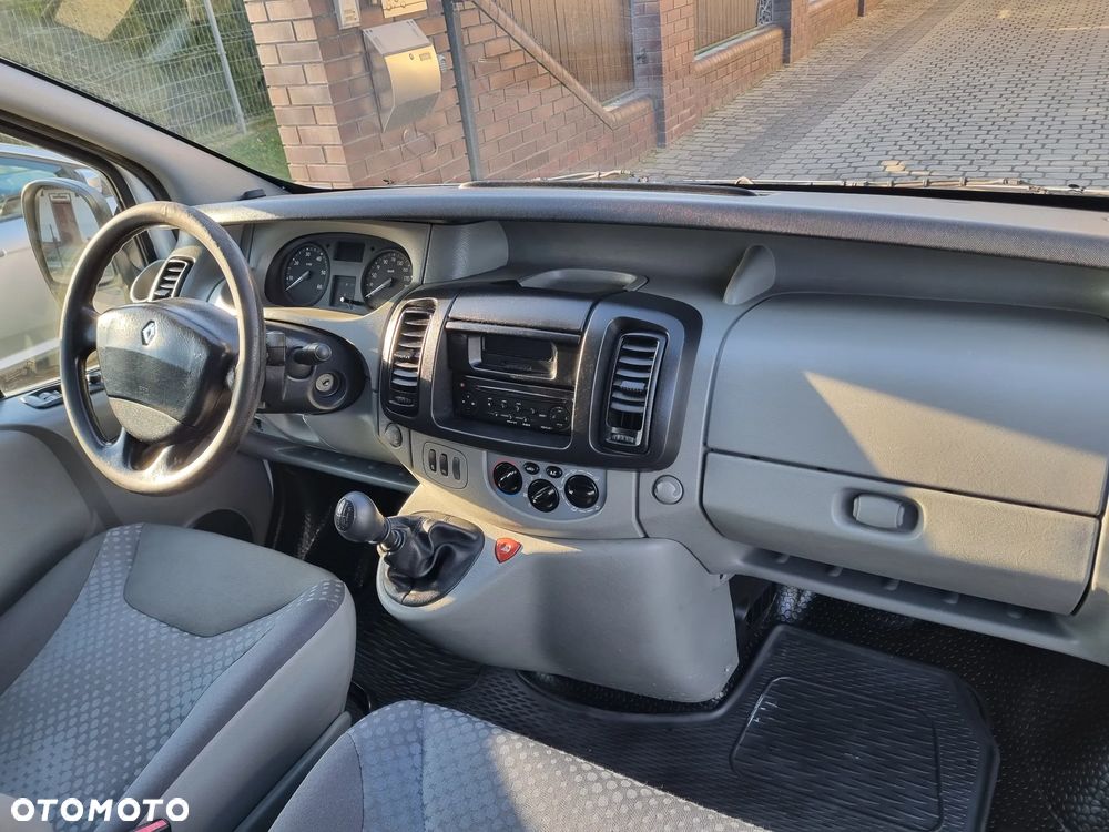 Renault TRAFIC L2H1 - 17