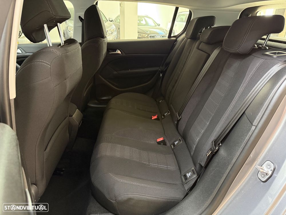 Peugeot 308 PureTech 130 EAT6 Stop & Start Allure - 21