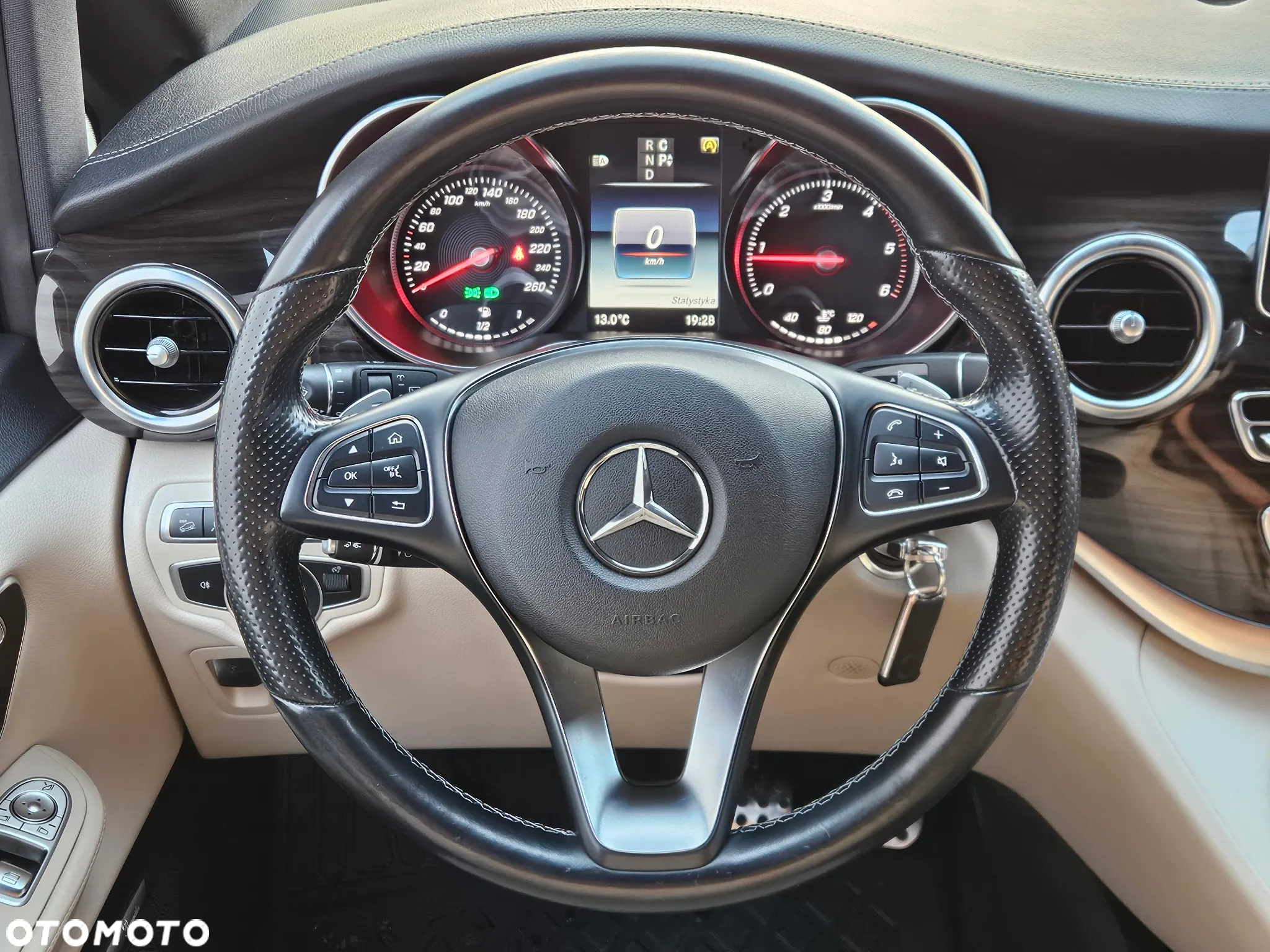 Mercedes-Benz Klasa V 250 d 4-Matic Avantgarde 7G-Tronic (d³ugi) - 34