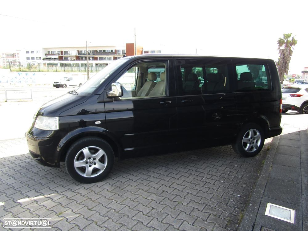 VW Multivan 2.5 TDi Highline - 10