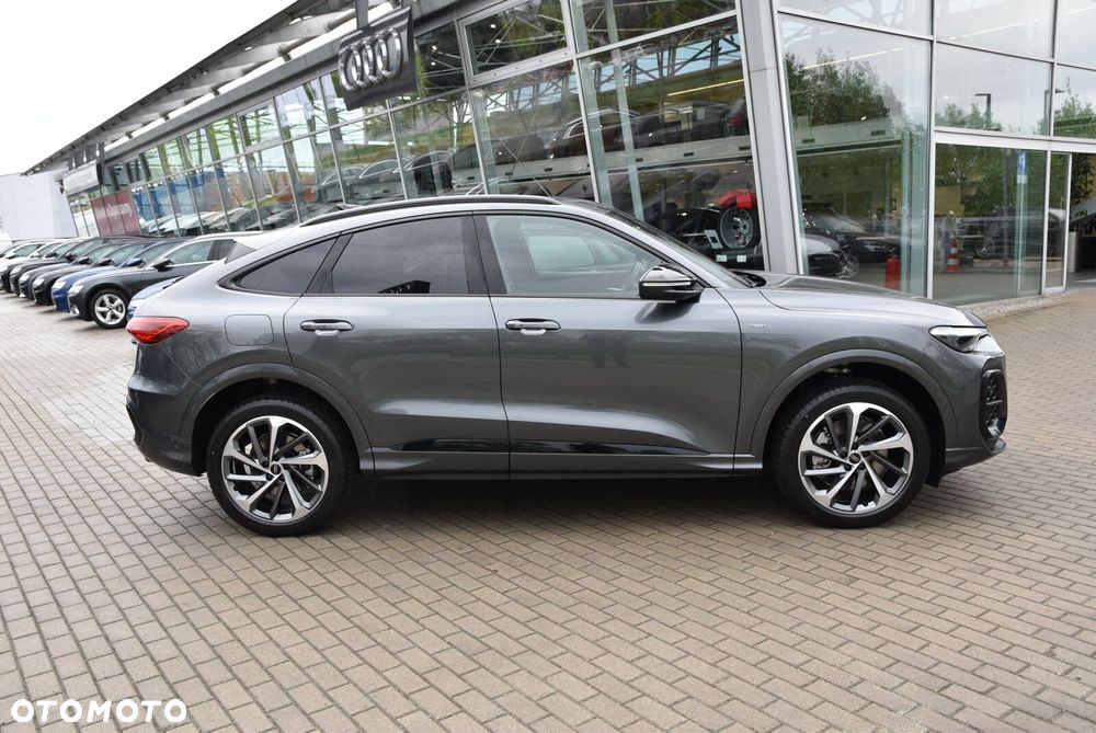 Audi Q5 Sportback - 7