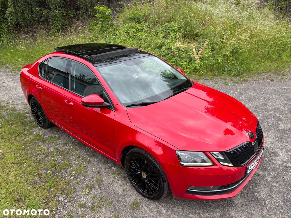 Skoda Octavia 2.0 TDI Style DSG - 1