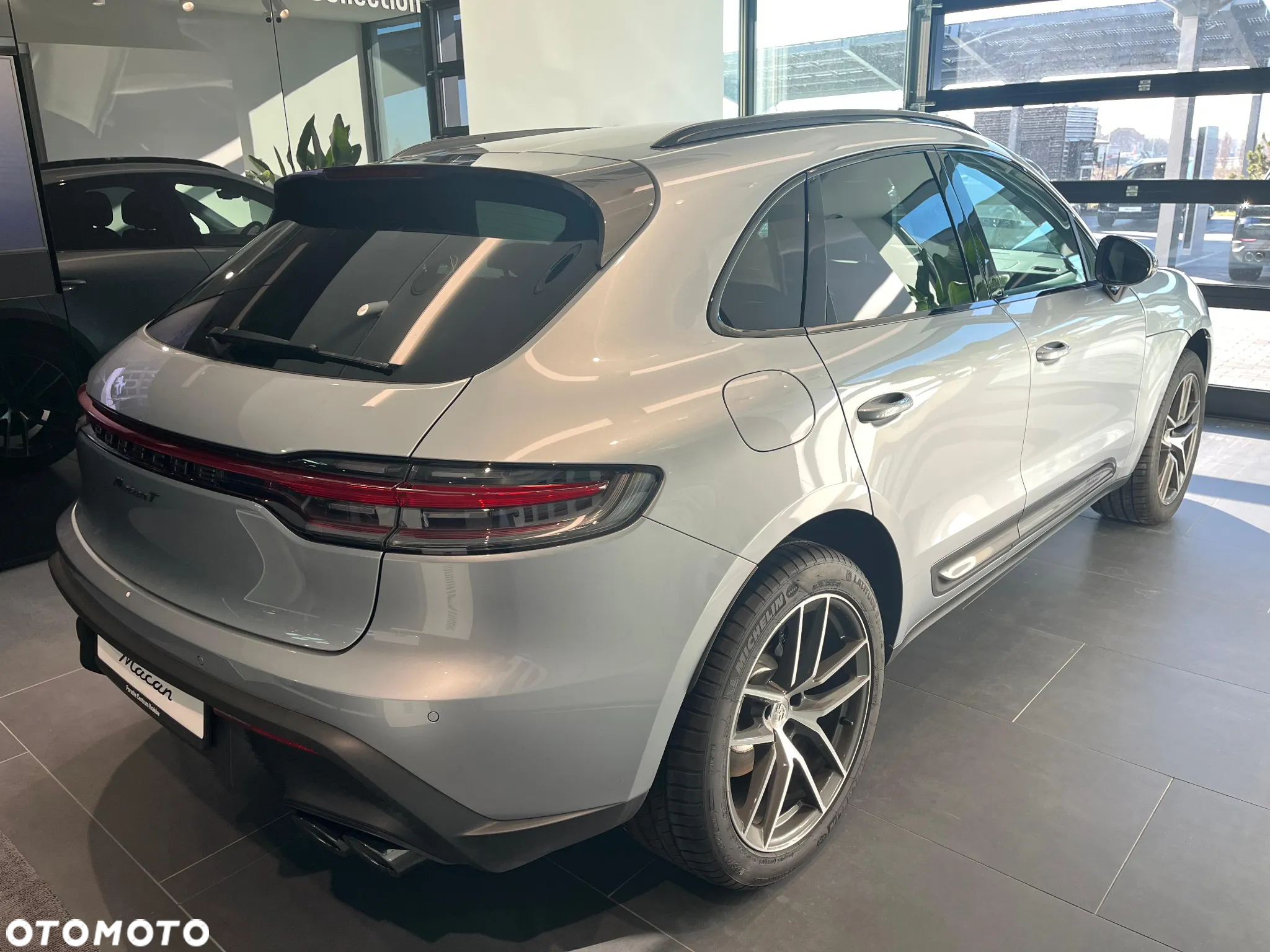 Porsche Macan T - 3