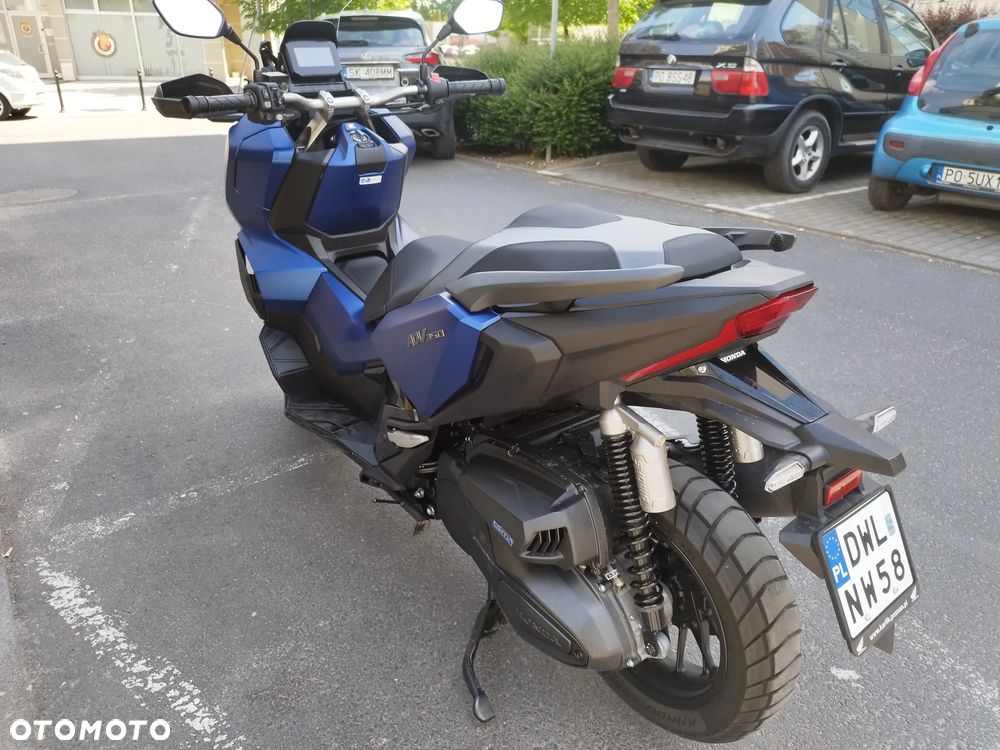 Honda ADV350 - 3