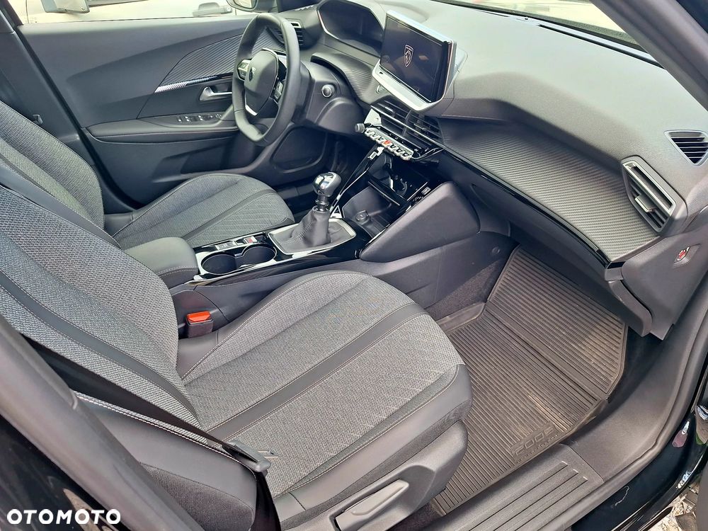 Peugeot 2008 - 10
