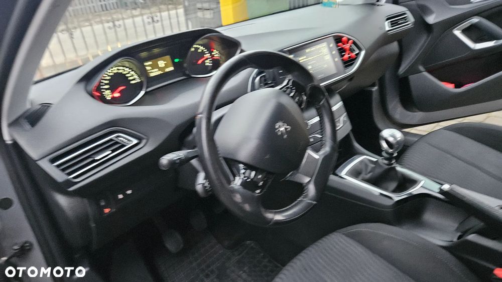 Peugeot 308 BlueHDi FAP 120 Stop & Start Allure - 11