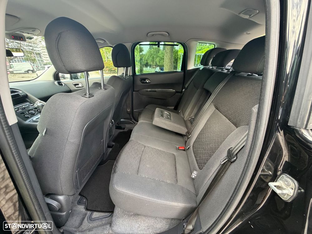 Peugeot 3008 1.6 e-HDi Style 2-Tronic - 22