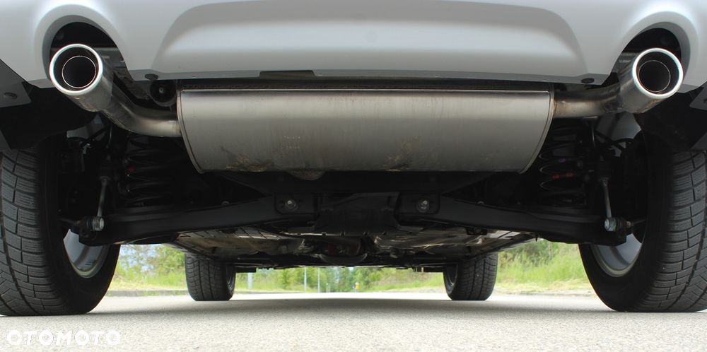 Ford Kuga 2.0 TDCi 2x4 Champions Edition - 39