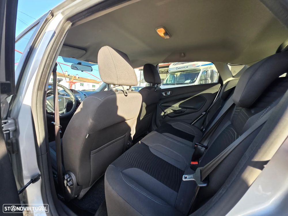 Ford Fiesta 1.0 Ti-VCT Titanium - 6