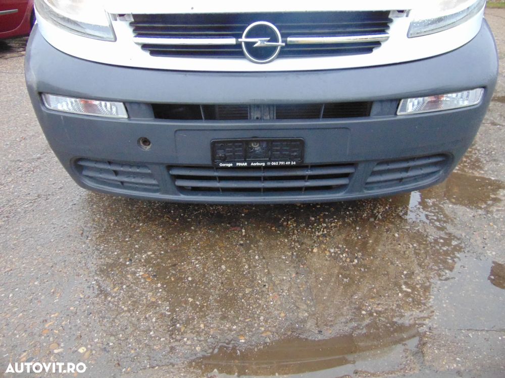 Grila fata Opel Vivaro grila cu emblema fata completa vivaro - 2