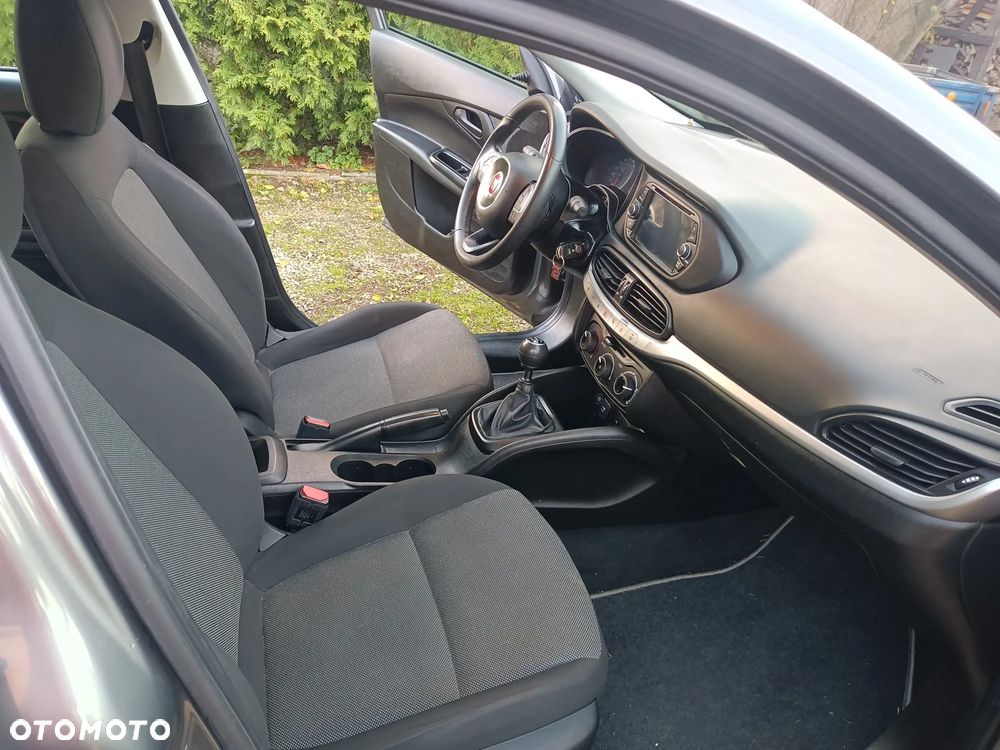 Fiat Tipo 1.4 16V - 12