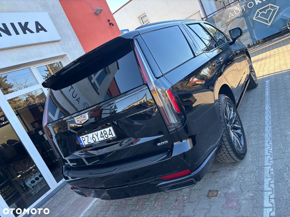 Cadillac Escalade 6.2 V8 AWD AT Platinum - 2